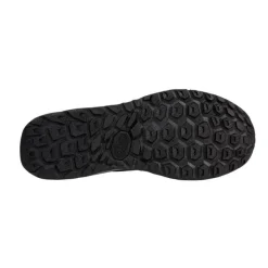 Calzado trail running Izas CREST M