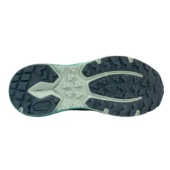 Calzado trail running Izas Messina