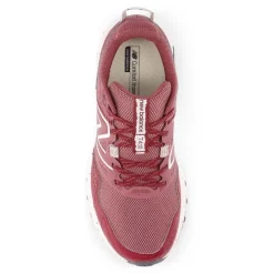 Calzado trail running New balance 410v8