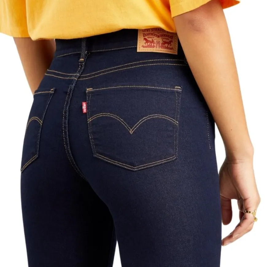 Pantalones tejanos Levis 314 Shaping Straight Darkest S