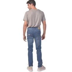 Pantalones tejanos Privata Cro